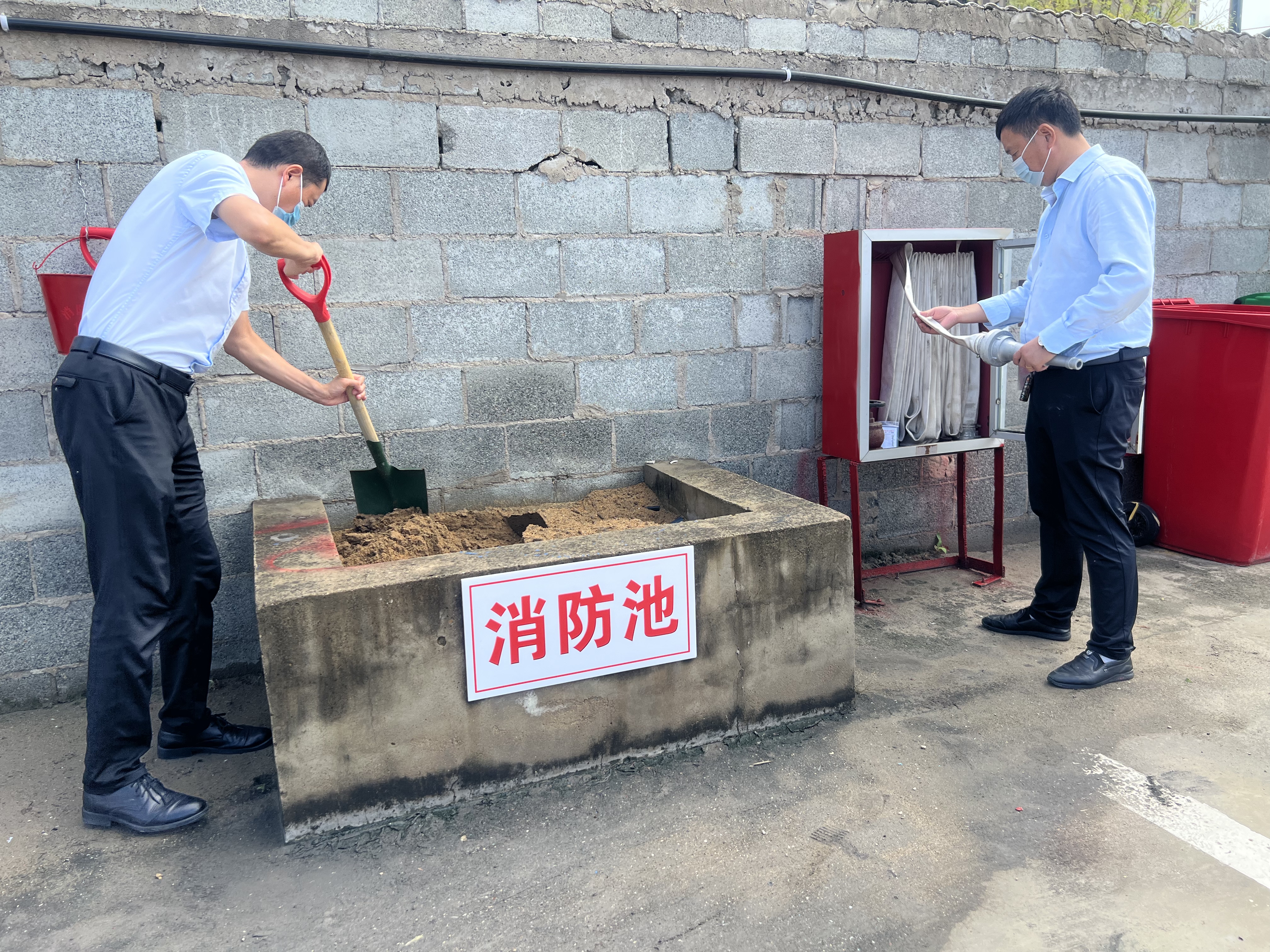 公交事業(yè)一部開展場站消防檢查筑牢安全防線