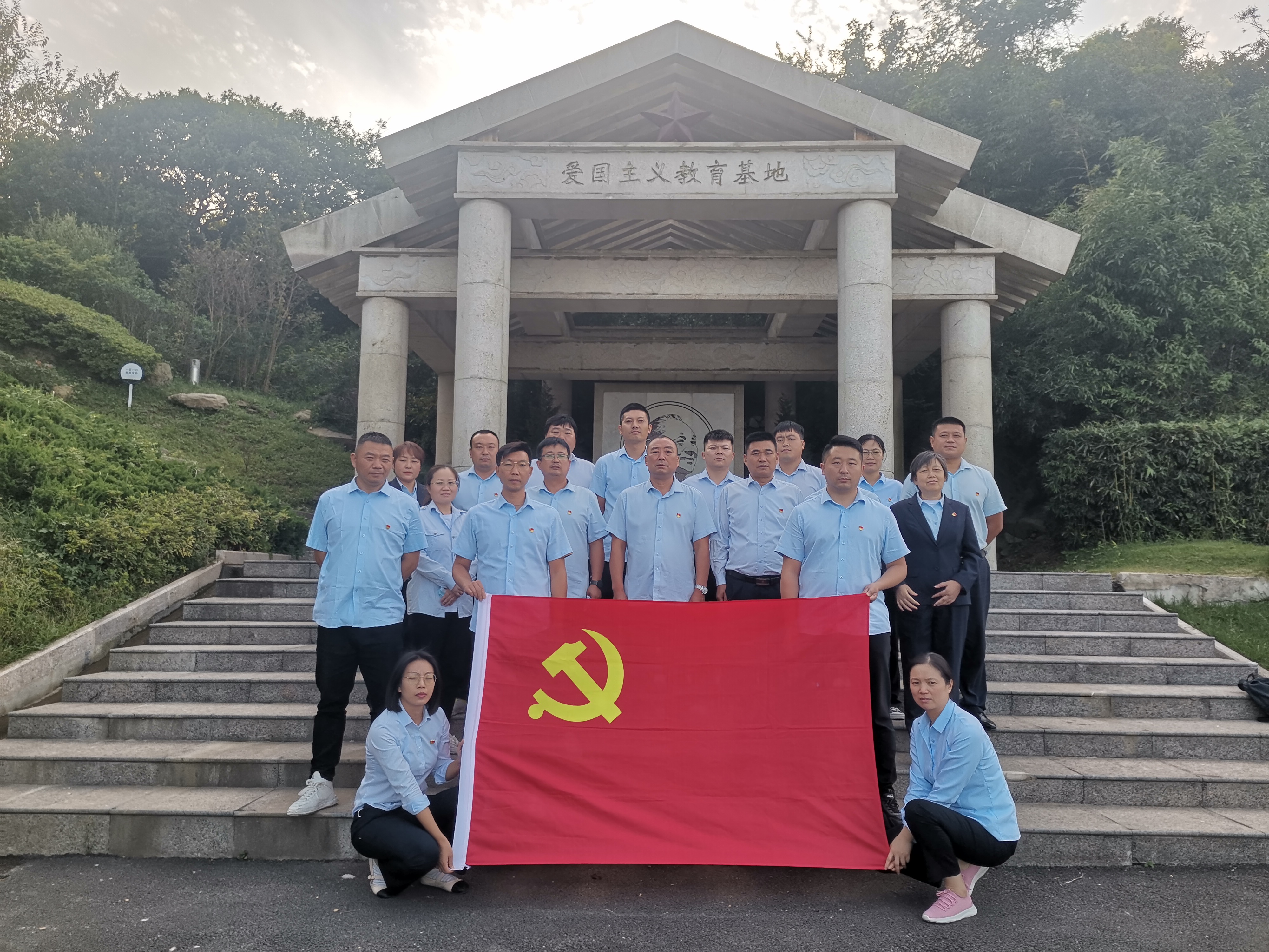 公交集團(tuán)公交事業(yè)二部開展廉潔文化實(shí)境教育學(xué)習(xí)