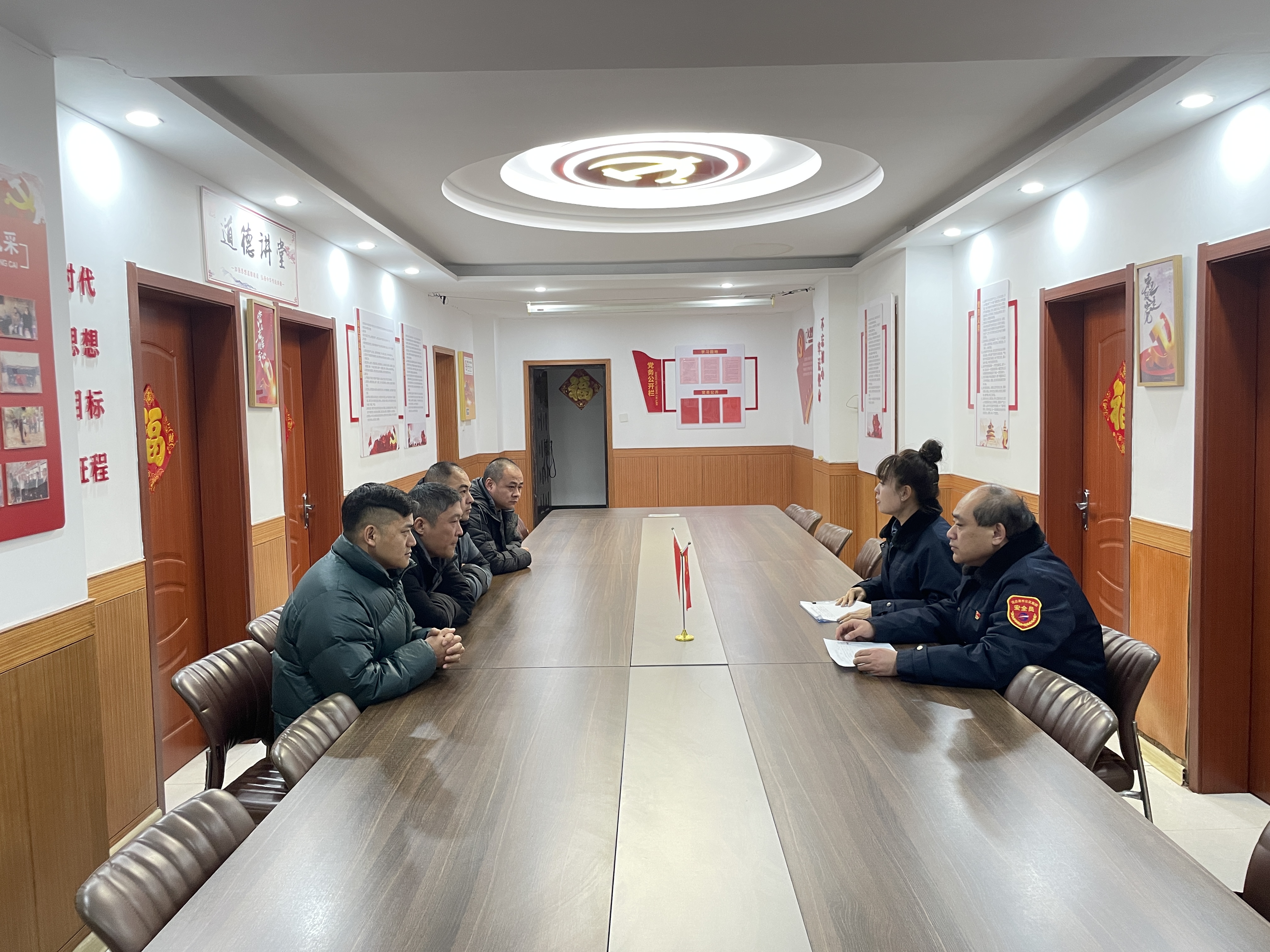 公交集團(tuán)公交事業(yè)一部開展新進(jìn)駕駛員崗前安全教育培訓(xùn)