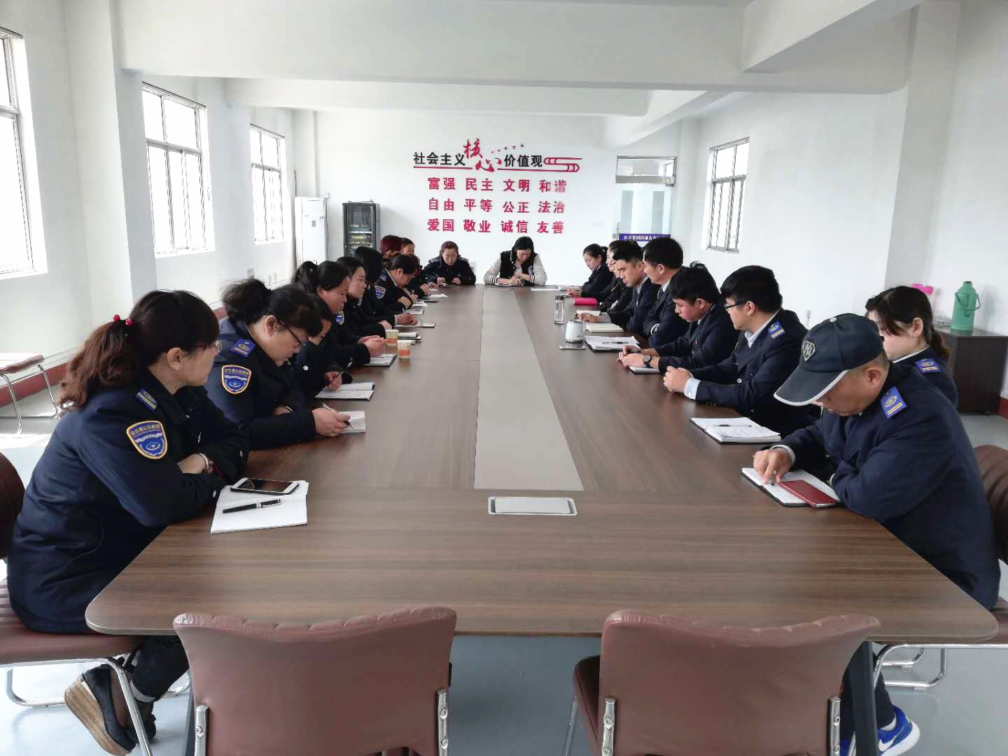 公交集團(tuán)海通公交公司召開“五一”小長假工作部署會(huì)