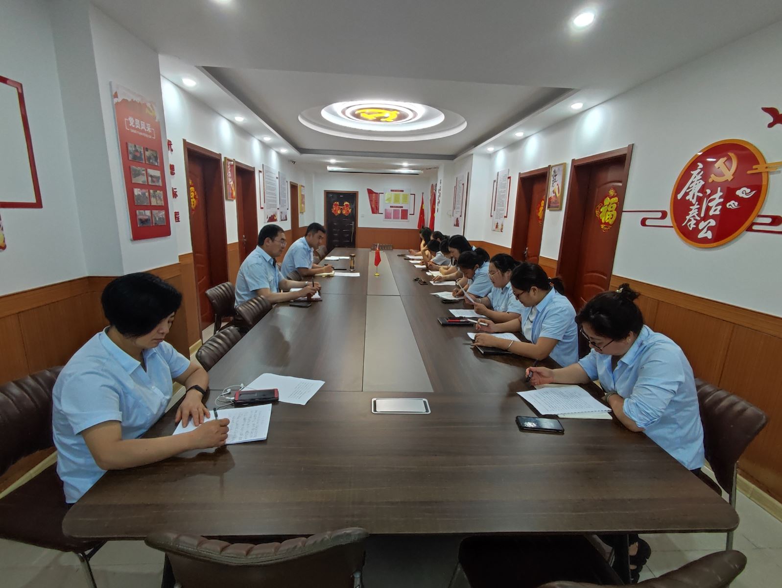 公交集團公交事業(yè)一部信息中心團結一心 將信息化業(yè)務再提升