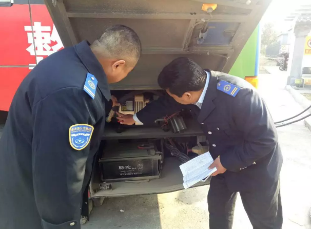 筑牢安全生產(chǎn)防護(hù)網(wǎng) 公交集團(tuán)海通公交公司持續(xù)開展安全大檢查