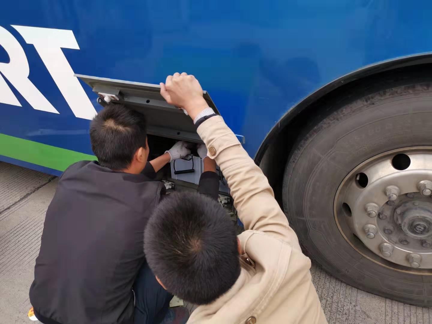 公交集團(tuán)快速公交事業(yè)部開展車輛安全大整治工作