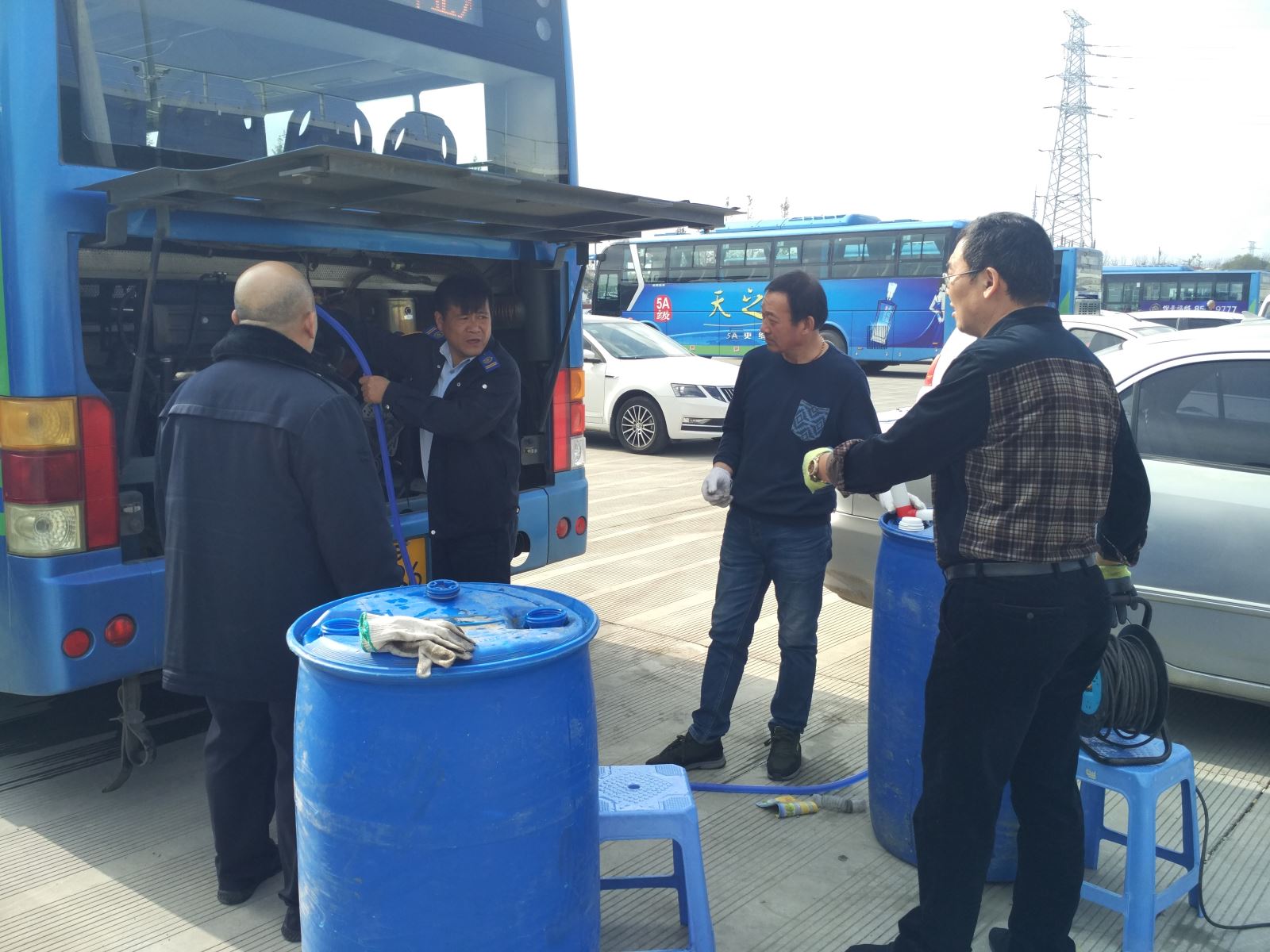 公交集團公交事業(yè)一部深入開展機務綜合大檢查