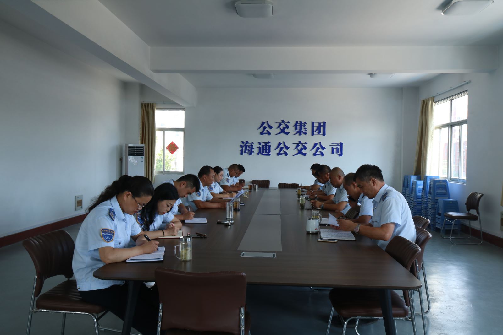 公交集團(tuán)海通公交公司落實(shí)關(guān)于違規(guī)經(jīng)商及兼職取酬專項(xiàng)清理工作