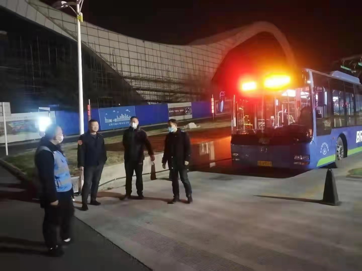 “查漏洞、揭問(wèn)題、嚴(yán)整改” 快速公交事業(yè)部開(kāi)展事故隱患大排查工作