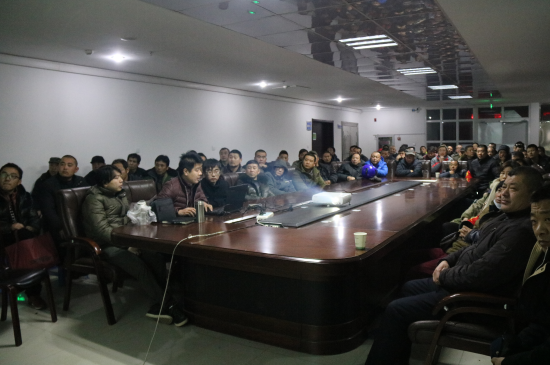 公交海州公司、東部公司開展新能源純電動(dòng)車輛培訓(xùn)工作