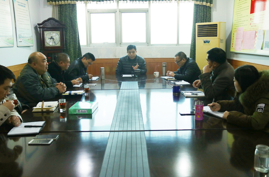 公交新浦公司召開公交50路開通前保障預(yù)備會