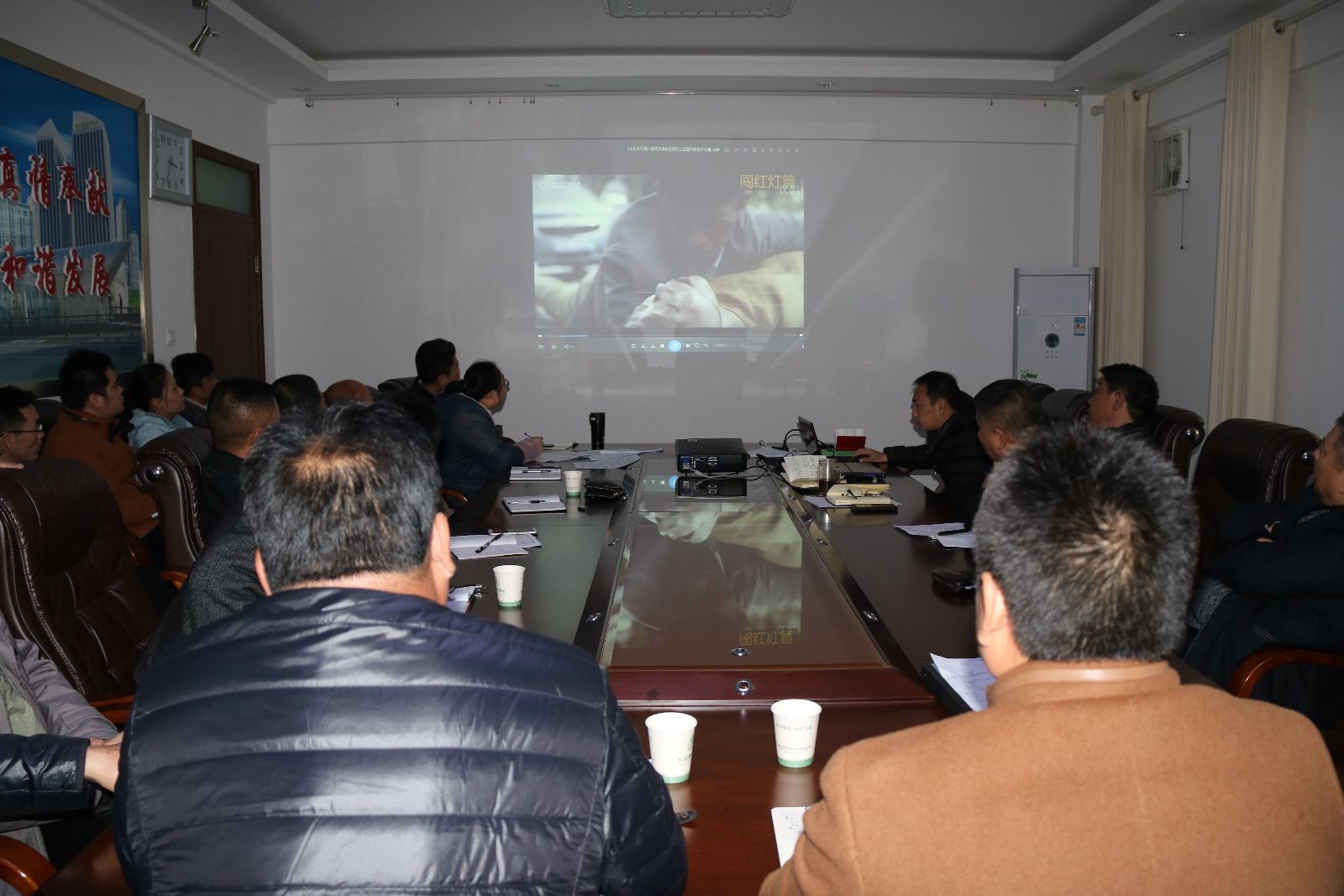 公交集團(tuán)召開(kāi)會(huì)議部署歲末年初安全生產(chǎn)工作