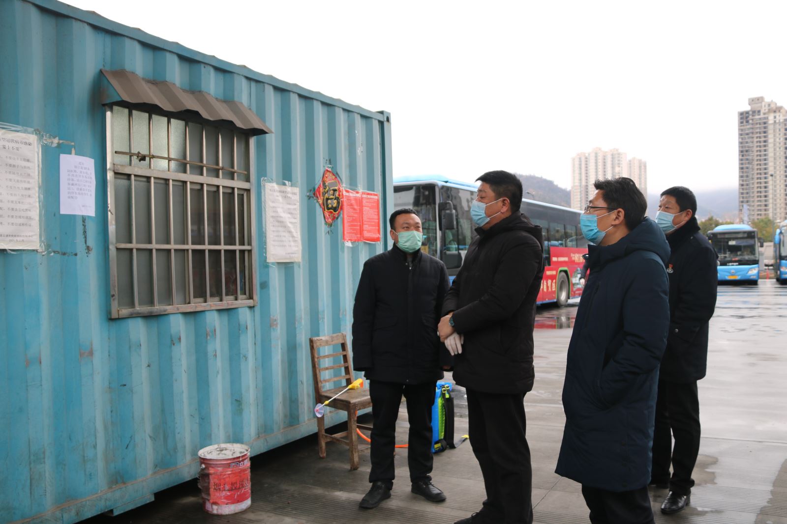 公交集團(tuán)調(diào)研東部城區(qū)線路運(yùn)營(yíng)情況