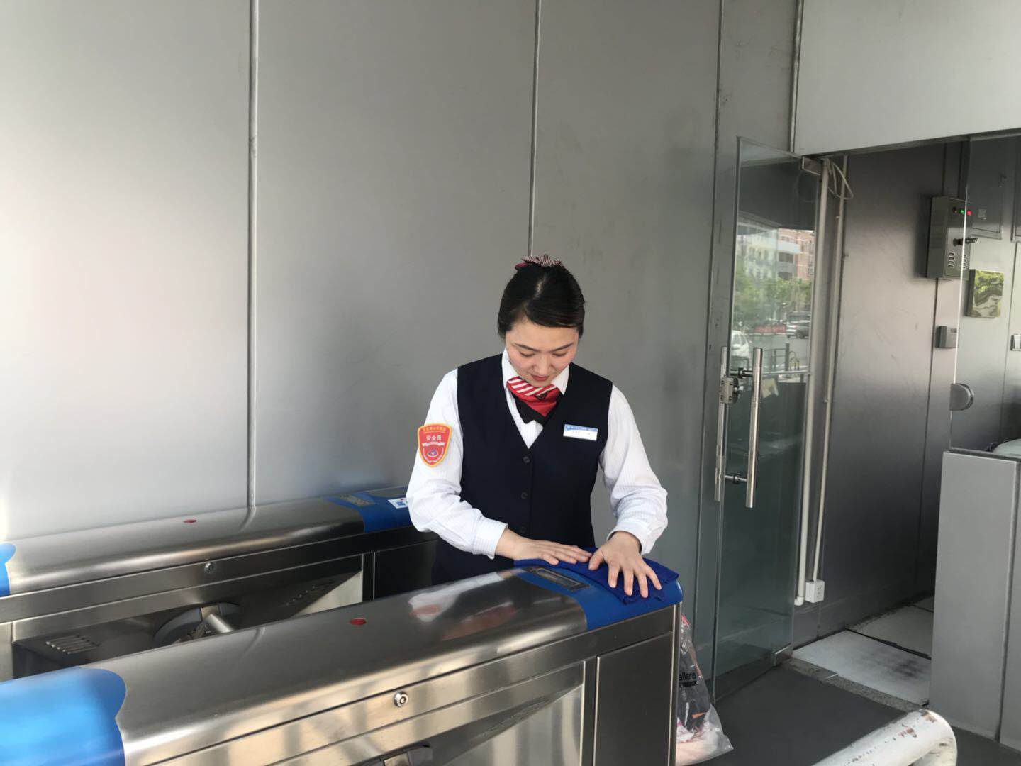 用心工作，用心服務(wù)